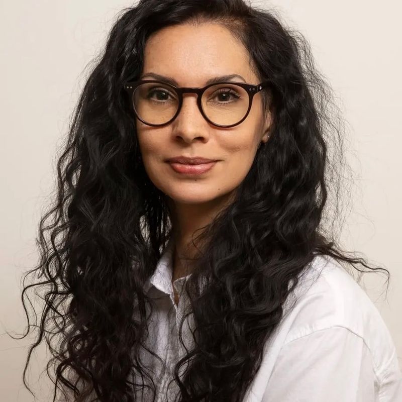 GLAS Emily Dark Brown Readers 