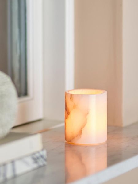 BLOOMINGVILLE | ANNEBEL TELYSLYKT 